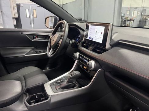 Used 2023 Toyota RAV4 SE w/ Weather & Moonroof Package AWD/4WD image 29