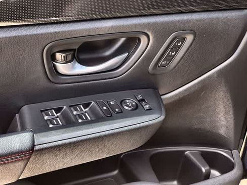 Certified 2025 Honda Pilot Black Edition image 29