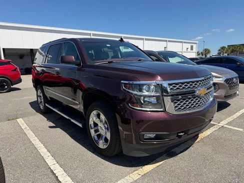 Used 2017 Chevrolet Tahoe LT w/ LT Signature Package image 1