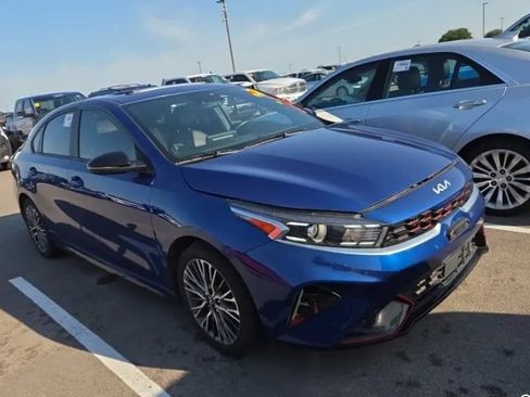 Used 2024 Kia Forte GT-Line w/ GT-Line Premium Package FWD image 4