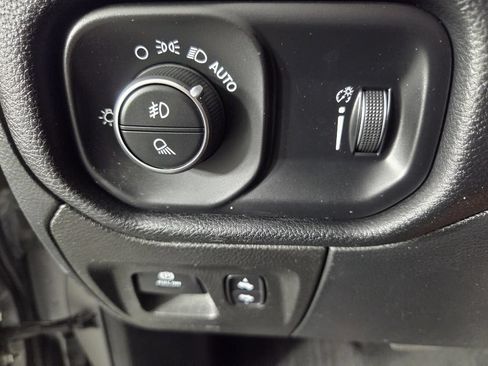 Used 2022 RAM 1500 Big Horn w/ Trailer Tow Group (B) RWD image 22