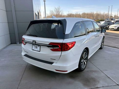 Used 2024 Honda Odyssey Touring image 7