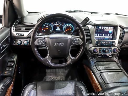 Used 2018 Chevrolet Tahoe Premier AWD/4WD image 19