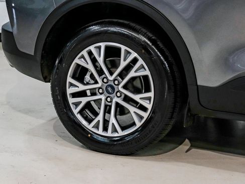 Used 2021 Ford Escape SEL image 65