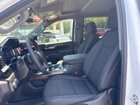 Used 2024 Chevrolet Silverado 1500 RST w/ Convenience Package II RWD image 5