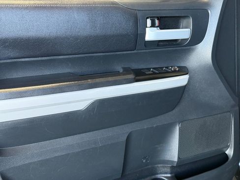 Used 2018 Toyota Tundra SR5 w/ TRD Sport Package image 15