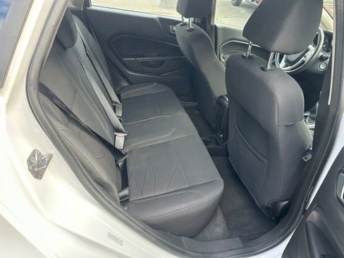 Used 2014 Ford Fiesta SE FWD image 11