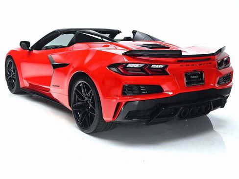 Used 2025 Chevrolet Corvette Z06 image 5
