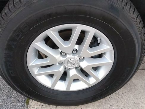 Used 2017 Nissan Frontier SV image 25