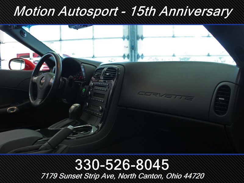 Used 2008 Chevrolet Corvette Coupe w/ Roof Package RWD image 27