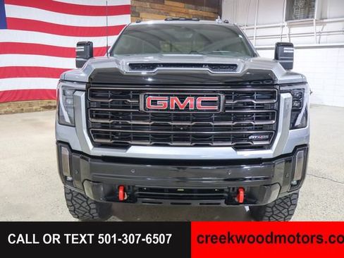 Used 2024 GMC Sierra 2500 AT4X AWD/4WD image 20