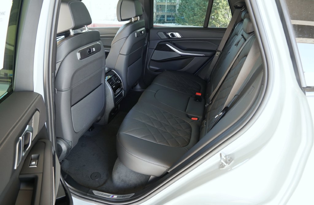 Used 2026 BMW X5 M60i AWD/4WD image 24