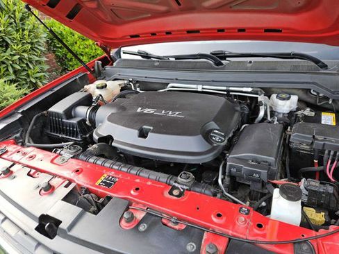 Used 2020 Chevrolet Colorado W/T w/ WT Convenience Package image 9