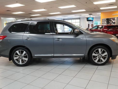 Used 2016 Nissan Pathfinder Platinum AWD/4WD image 15