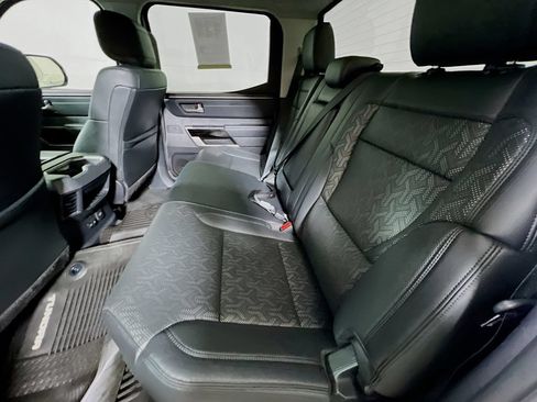 Used 2023 Toyota Tundra Limited AWD/4WD image 21
