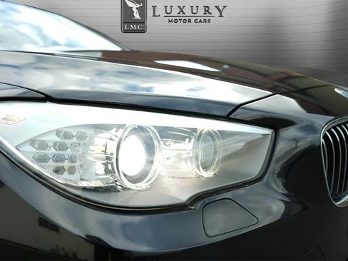 Used 2016 BMW 535i Gran Turismo xDrive image 9