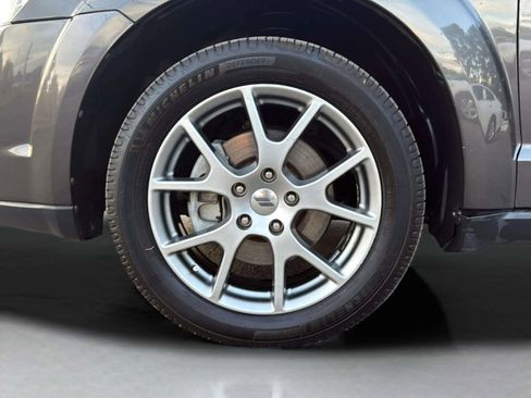 Used 2019 Dodge Journey GT image 37