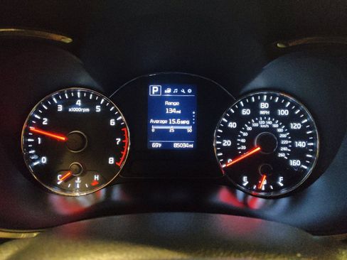 Used 2018 Kia Forte S image 23