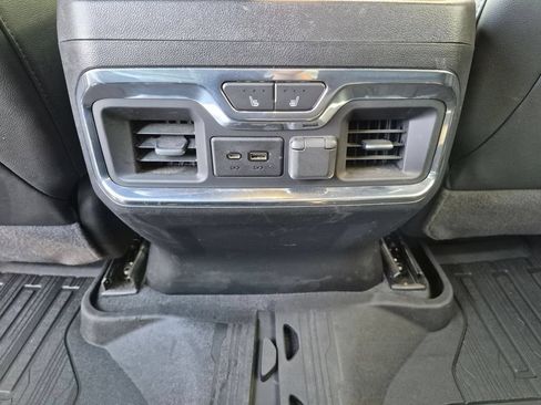 Used 2020 GMC Sierra 1500 AT4 w/ AT4 Preferred Package AWD/4WD image 19