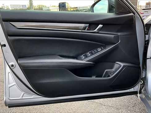 Used 2022 Honda Accord Sport image 21