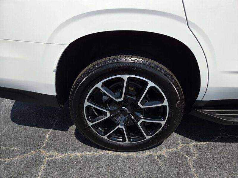 Used 2023 Chevrolet Tahoe RST AWD/4WD image 38