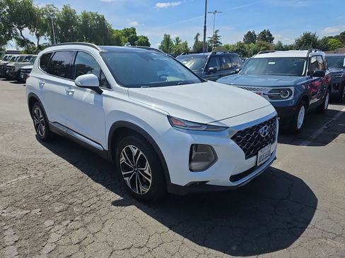 Used 2020 Hyundai Santa Fe SEL image 2