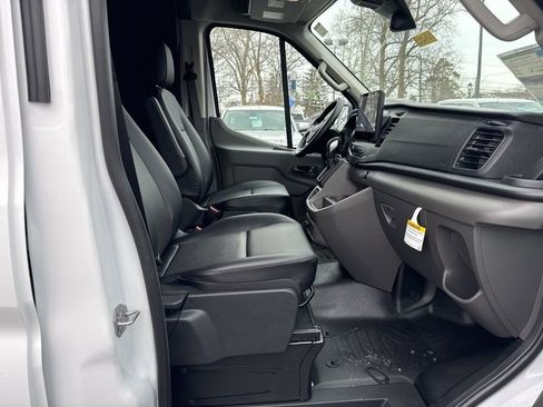 New 2026 Ford Transit 250 148 Medium Roof w/ Load Area Protection Package image 25