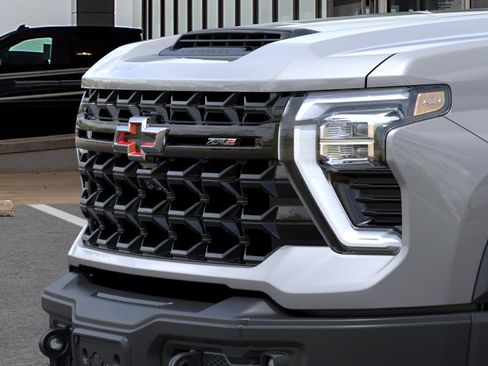 New 2026 Chevrolet Silverado 2500 ZR2 w/ ZR2 Bison Edition AWD/4WD image 13