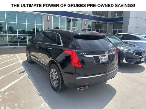 Used 2018 Cadillac XT5 Luxury w/ Driver Awareness Package FWD image 4