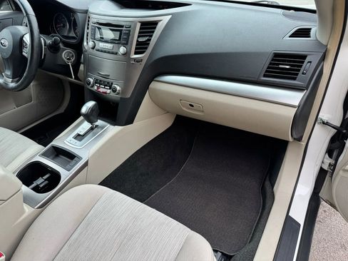 Used 2013 Subaru Outback 2.5i Premium image 25