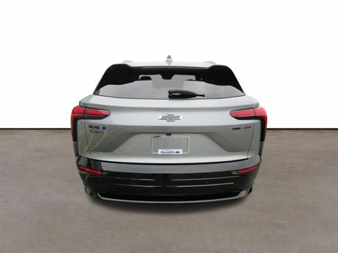 Used 2025 Chevrolet Blazer EV RS image 4