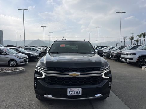 Used 2024 Chevrolet Tahoe LS image 3