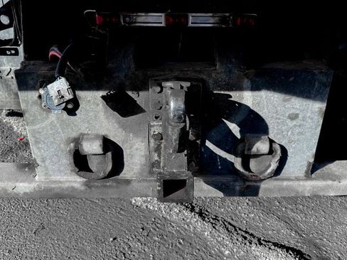 Used 2016 Ford F550 2WD Crew Cab Super Duty image 43