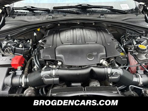 Used 2018 Jaguar F-PACE S AWD/4WD image 10