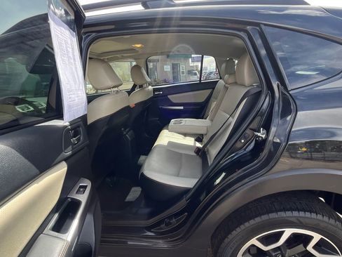 Used 2017 Subaru Crosstrek 2.0i Limited image 21