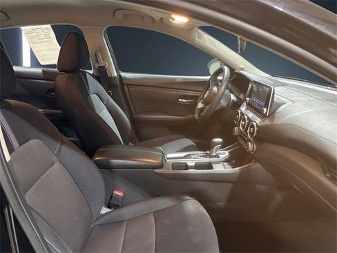 Used 2024 Nissan Sentra SV image 15