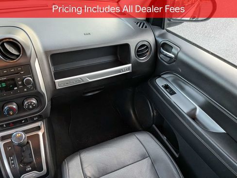 Used 2017 Jeep Compass High Altitude FWD image 14