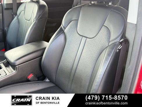 Certified 2022 Kia Sorento EX FWD image 23
