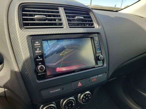 Used 2024 Mitsubishi Outlander Sport ES image 13