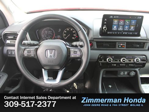 Certified 2024 Honda Pilot Touring image 13