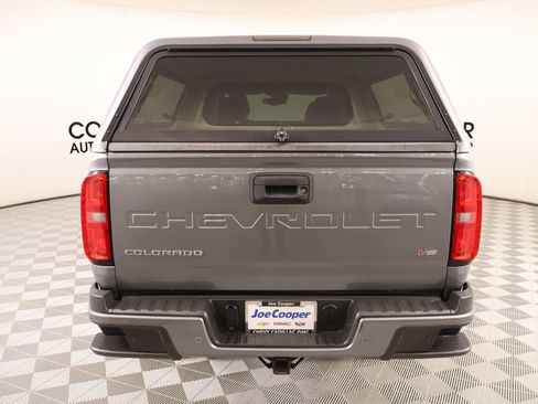 Used 2022 Chevrolet Colorado LT w/ Safety Package RWD image 20