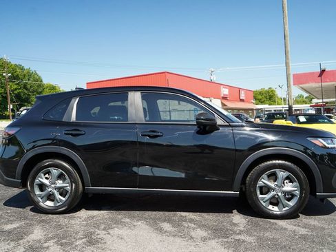 Used 2026 Honda HR-V LX image 2