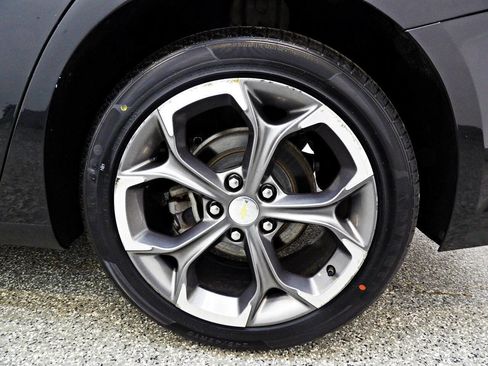 Used 2020 Chevrolet Malibu LT image 19