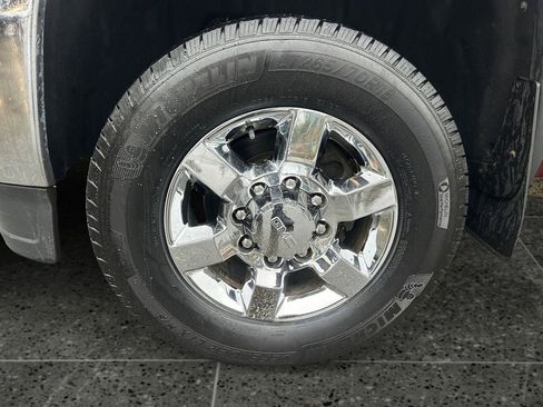 Used 2015 GMC Sierra 2500 SLT w/ Duramax Plus Package image 9