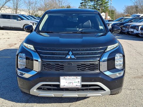 Used 2024 Mitsubishi Outlander SE image 8