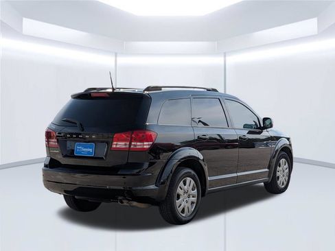 Used 2019 Dodge Journey SE FWD image 6