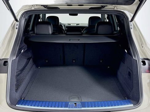 New 2026 Porsche Cayenne image 27