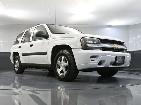 Used 2005 Chevrolet TrailBlazer LS w/ LS Preferred Equipment Group AWD/4WD image 44