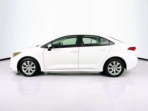 Used 2024 Toyota Corolla LE image 4