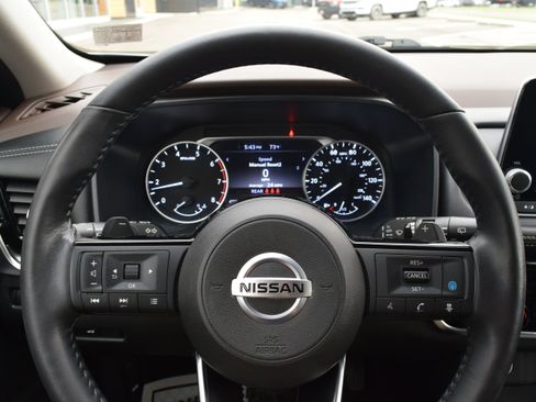 Used 2021 Nissan Rogue SV w/ Premium Package AWD/4WD image 14